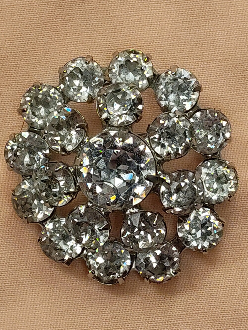 Vintage 50s Weiss Round Clear Crystal Rhinestone Brooch